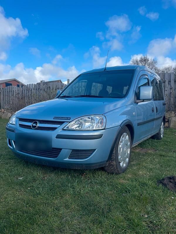 Gebraucht Opel Combo 75 PS (55 kW) 2009 Blau Van / Kleinbus