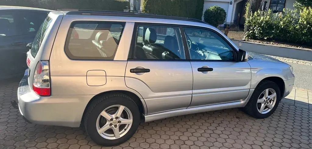 Gebraucht Subaru Forester Comfort 158 PS (116 kW) 2007 Silber SUV