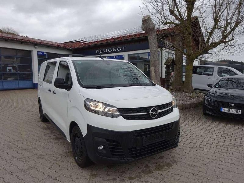 Gebraucht Opel Vivaro Edition 150 PS (110 kW) 2021 Jade weiss/arktis weiss Van / Kleinbus