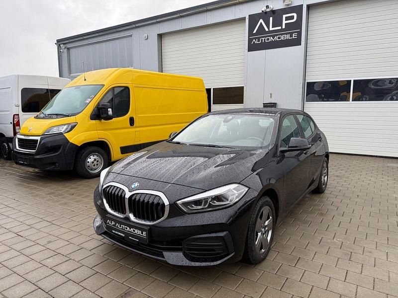 Gebraucht BMW 118 Advantage 150 PS (110 kW) 2022 Schwarz Kleinwagen