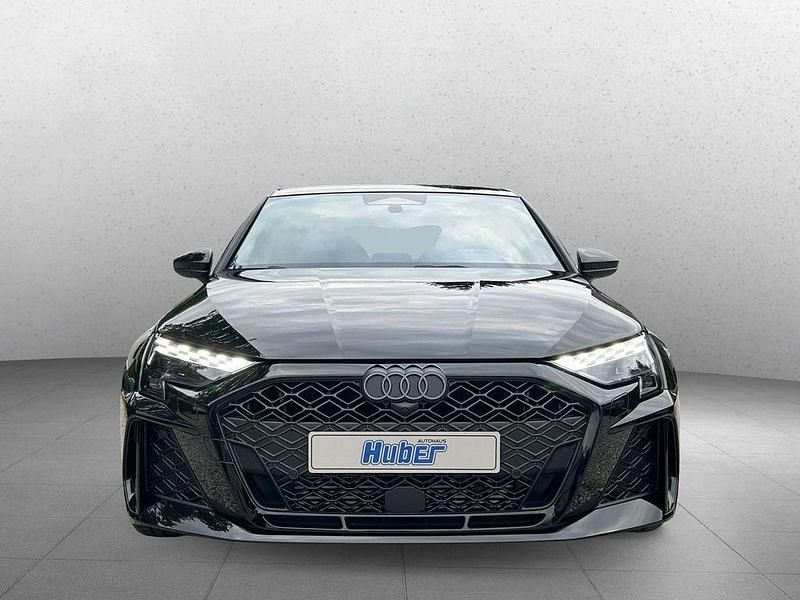 Gebraucht Audi RS3 Ambiente 400 PS (294 kW) 2025 Mythosschwarz metallic Limousine