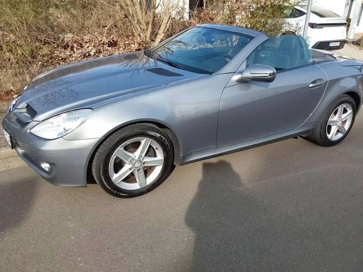 Gebraucht Mercedes SLK200 184 PS (135 kW) 2008 Silber Cabrio