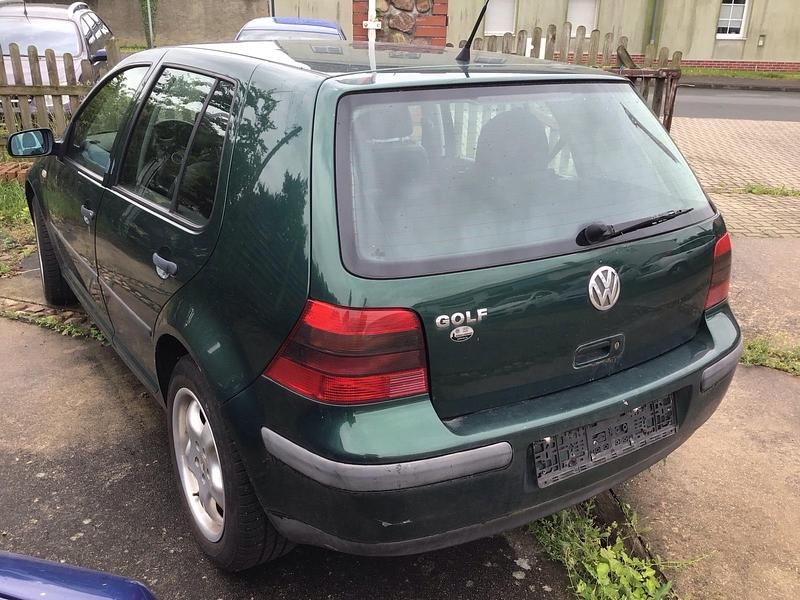 Gebraucht VW Golf IV 75 PS (55 kW) 2002 Other Kleinwagen