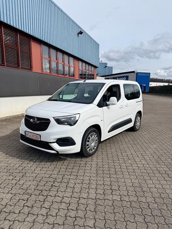 Gebraucht Opel Combo Life Edition 131 PS (96 kW) 2021 Weiß Van / Kleinbus