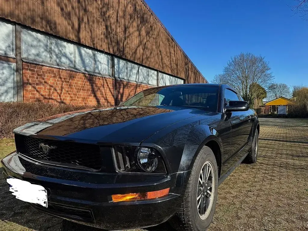 Usata Ford Mustang 218 CV (160 kW) 2006 Nero Coupé