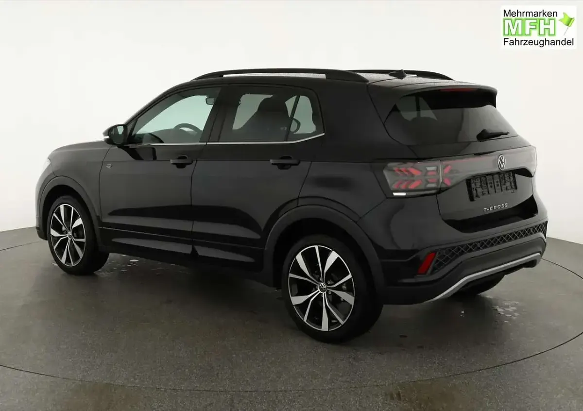 Neu VW T-Cross R-line 150 PS (110 kW) 2026 Deep black perleffekt SUV