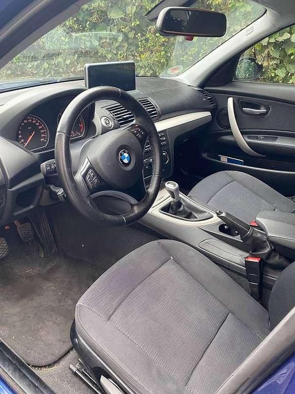 Gebraucht BMW 120 177 PS (130 kW) 2009 Blau Kleinwagen