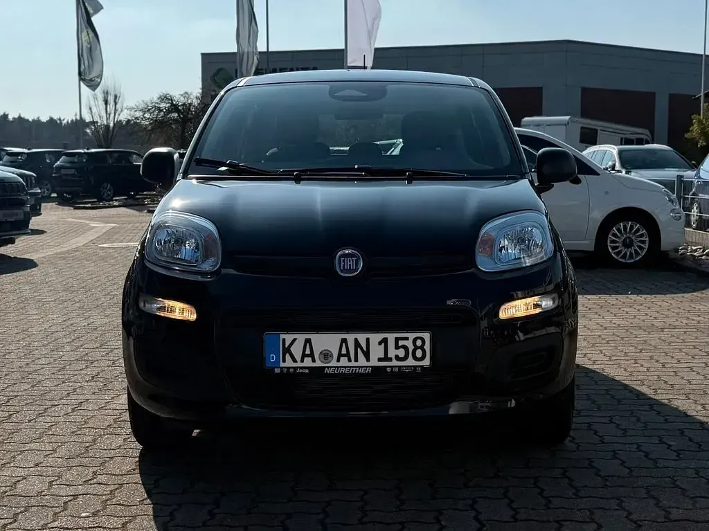 Gebraucht Fiat Panda Icon 69 PS (50 kW) 2025 Schwarz Kleinwagen