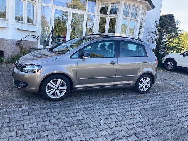Braun Gebraucht 2012 VW Golf Plus Comfortline Van / Kleinbus | 7.400 € (Fairer Preis) - Bild 1/4