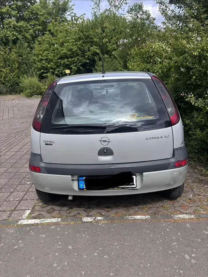 Gebraucht Opel Corsa 75 PS (55 kW) 2000 Limousine
