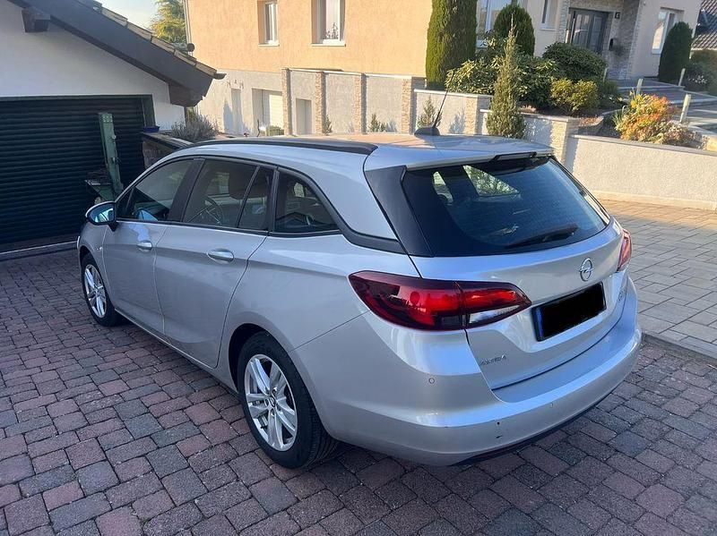 Gebraucht Opel Astra Edition 122 PS (89 kW) 2020 Silber Kombi