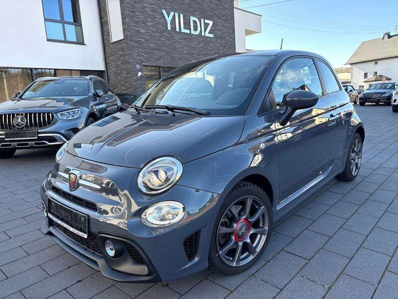 Grau Gebraucht 2020 Abarth 500 Kleinwagen | 15.890 € (Fairer Preis) - Bild 1/4