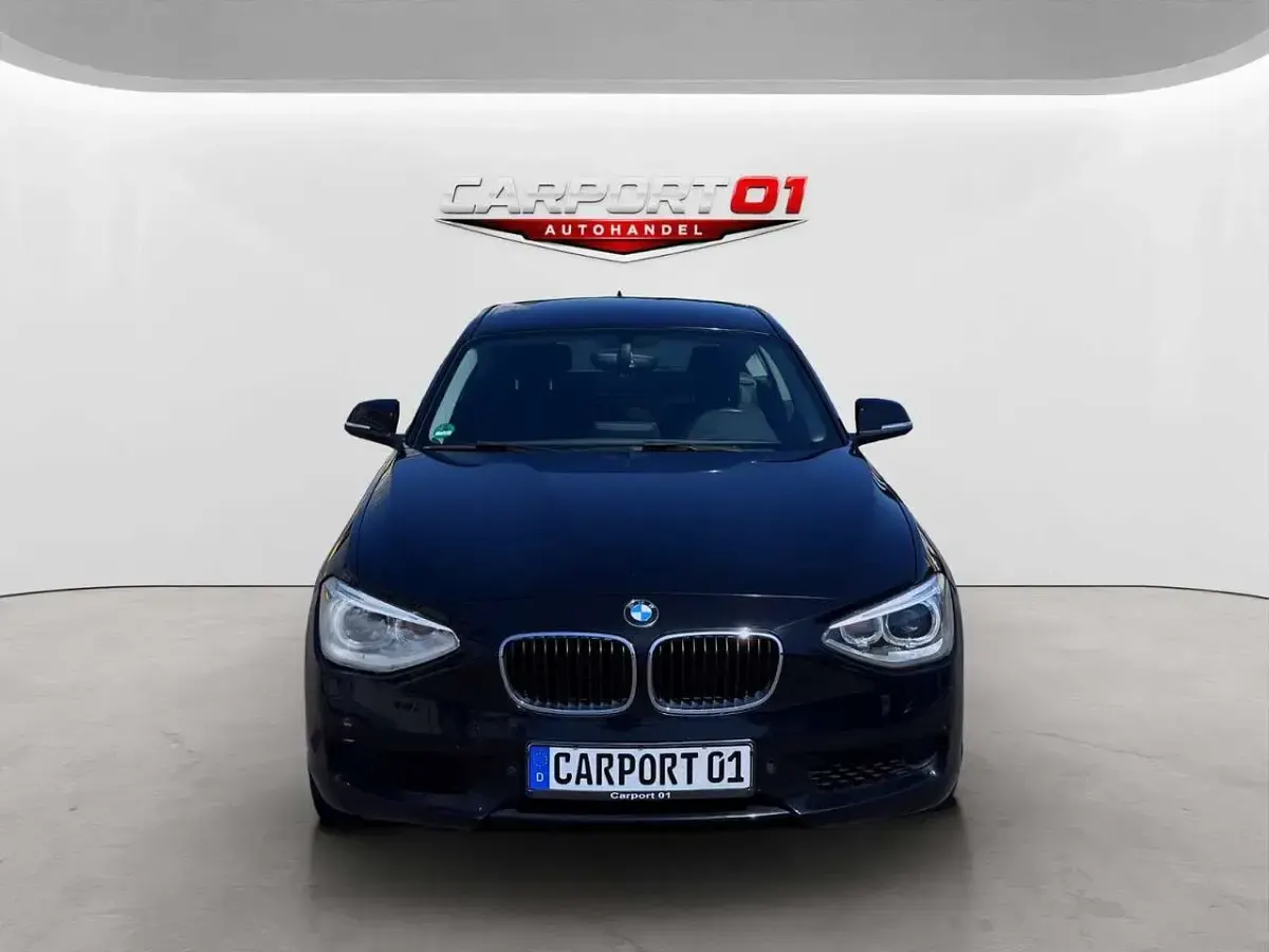 Gebraucht BMW 118 143 PS (105 kW) 2012 Schwarz Kleinwagen
