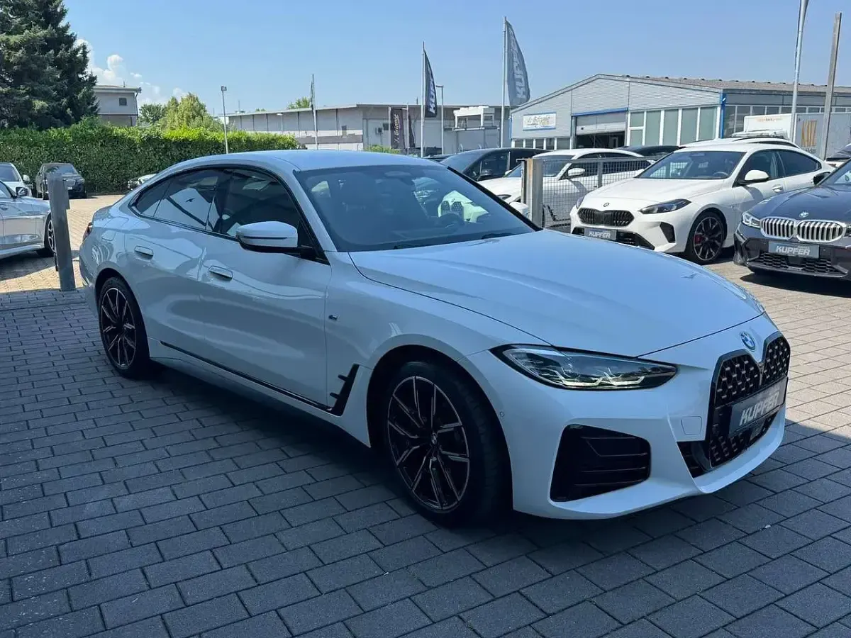 Gebraucht BMW 430 245 PS (180 kW) 2024 Alpinweiã Coupé