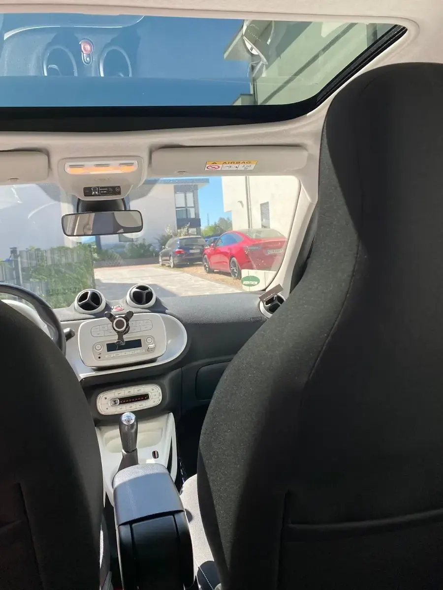 Używany Smart ForFour Passion 71 KM (52 kW) 2016 Czarny Hatchback