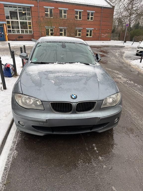 Grau Gebraucht 2006 BMW 116 Kleinwagen | 1.300 € (Superpreis) - Bild 1/4