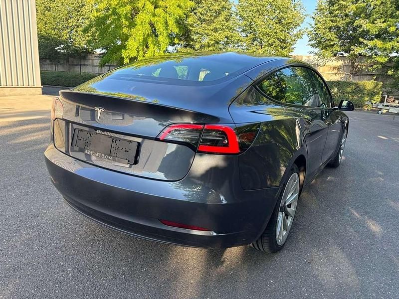 Gebraucht Tesla Model 3 RWD 208 kW (283 PS) 2023 Grau Limousine
