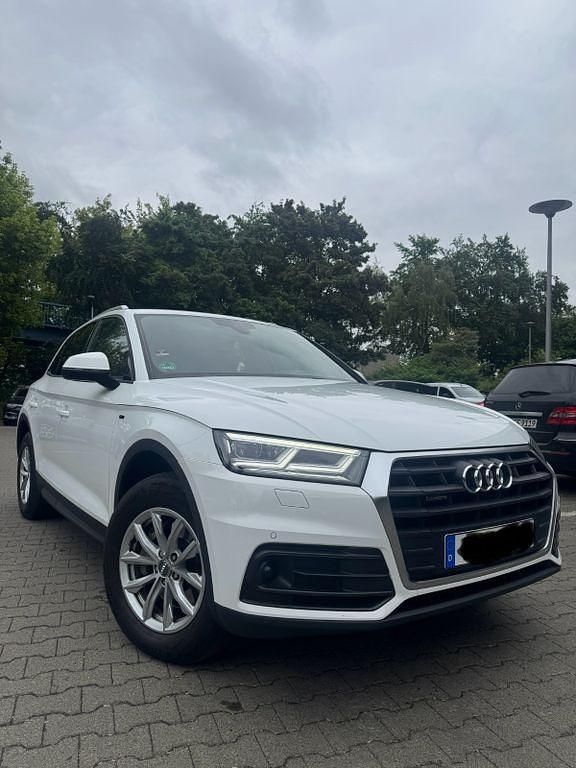 Weiß Gebraucht 2019 Audi Q5 Sport SUV | 33.000 € (Etwas zu teuer) - Bild 1/4