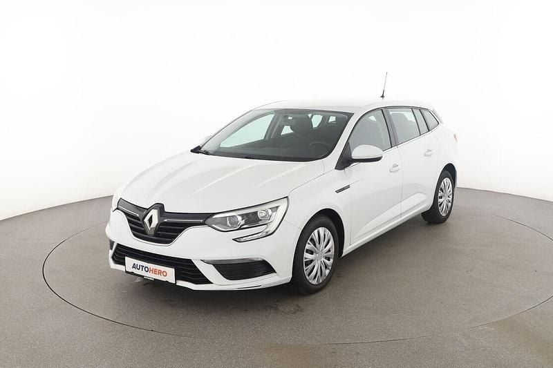 Weiß Gebraucht 2017 Renault Mégane GrandTour Life Kombi | 9.930 € (Fairer Preis) - Bild 1/3