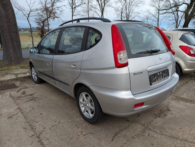 Gebraucht Chevrolet Tacuma 90 PS (66 kW) 2004 Silber Van / Kleinbus