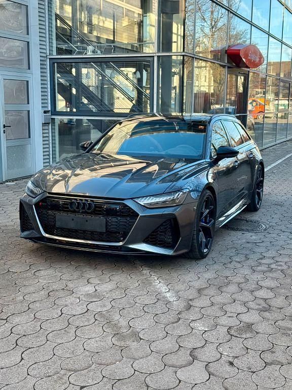 Gebraucht Audi V8 Performance 630 PS (463 kW) 2025 Grau Limousine