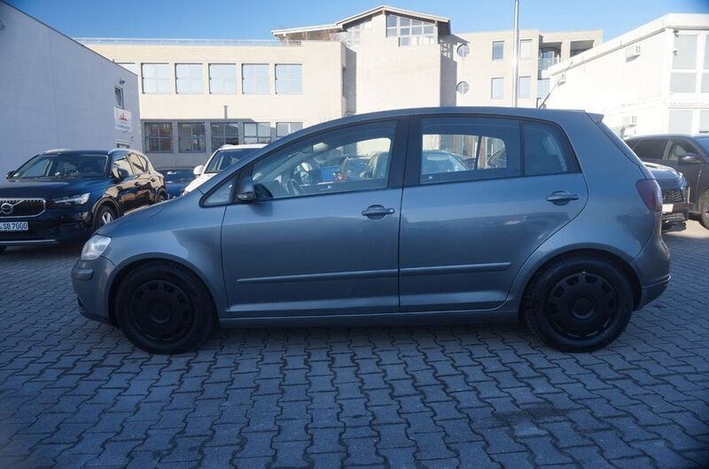 Grau Gebraucht 2007 VW Golf Plus Van / Kleinbus | 3.850 € (Guter Preis) - Bild 1/4
