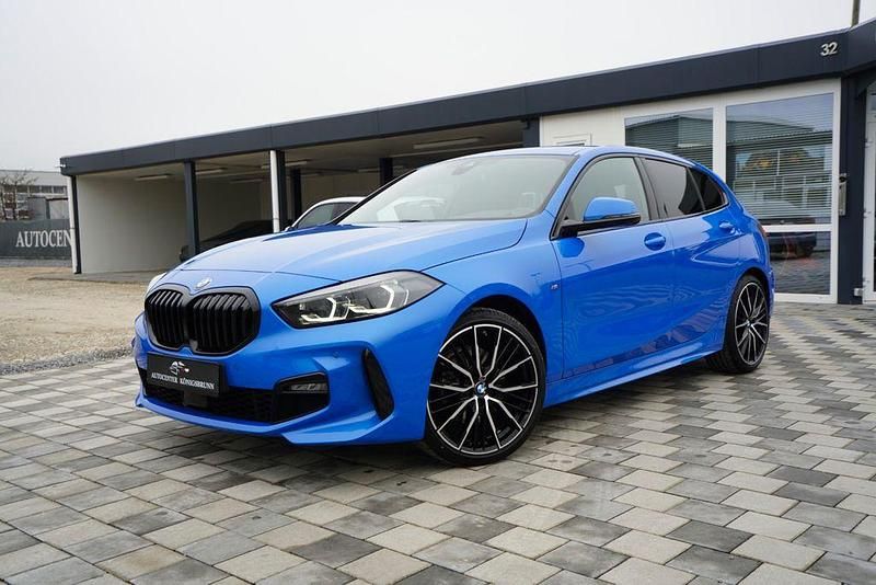 Blau Gebraucht 2024 BMW 118 M Sport Kleinwagen | 26.990 € (Fairer Preis) - Bild 1/4