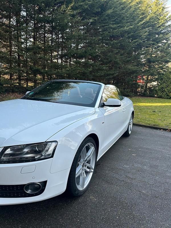 Gebraucht Audi A5 Cabriolet S-Line 179 PS (131 kW) 2010 Weiß Cabrio
