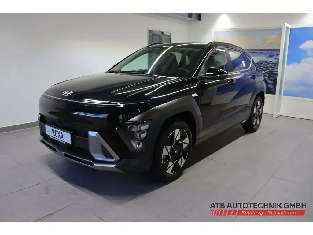 Neu Hyundai Kona Trend 139 PS (102 kW) 2026 Mineraleffekt (schwarz SUV