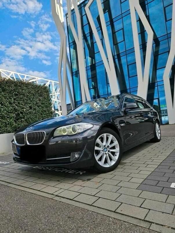 Grau Gebraucht 2013 BMW 525 Kombi | 9.000 € (Fairer Preis) - Bild 1/4