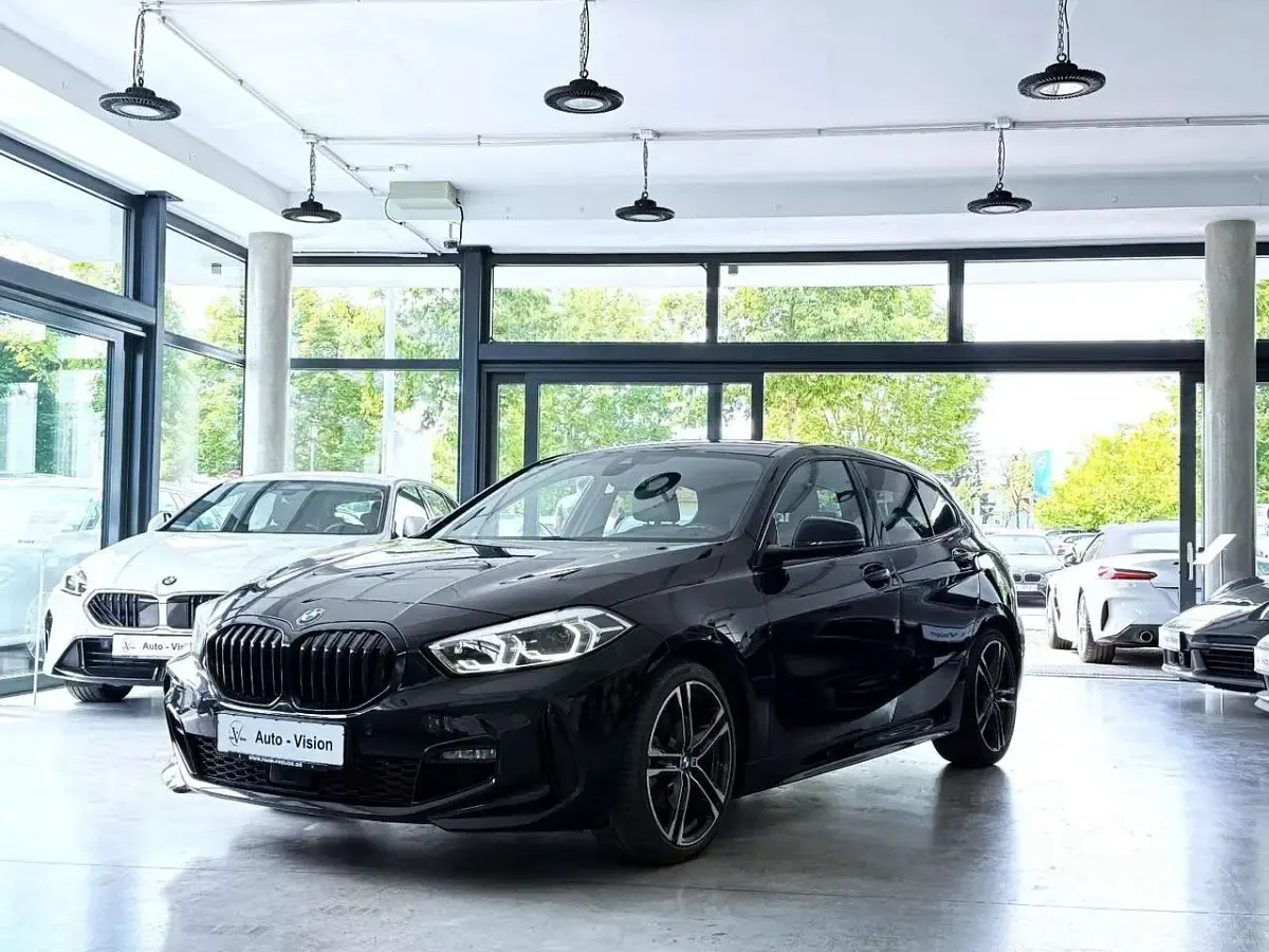 Gebraucht BMW 118 M Sport 136 PS (100 kW) 2024 Schwarz Kleinwagen