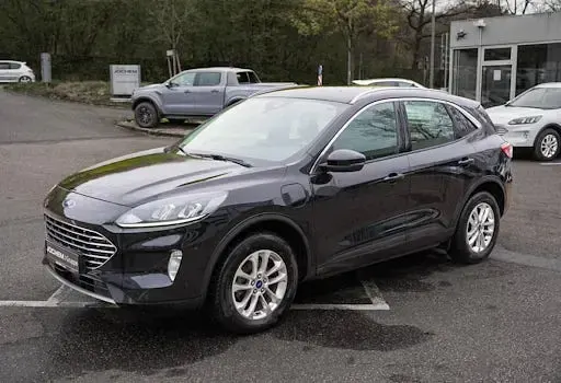 Gebraucht Ford Kuga Titanium 224 PS (164 kW) 2022 Schwarz SUV