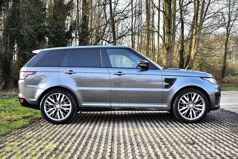 Gebraucht Land Rover Range Rover SVR 551 PS (405 kW) 2015 Grau SUV