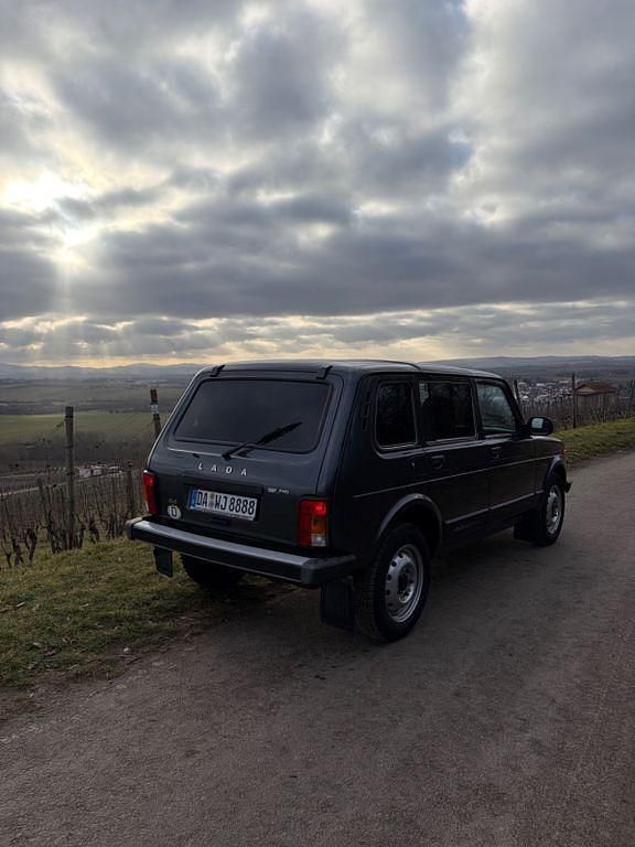 Gebraucht Lada niva 83 PS (61 kW) 2019 Grau SUV