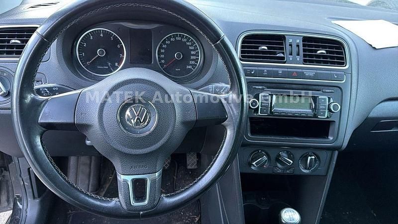 Brugt VW Polo Team 69 HK (50 kW) 2011 Sort Hatchback