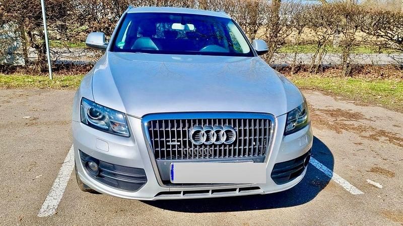Gebraucht Audi Q5 170 PS (125 kW) 2010 Silber SUV
