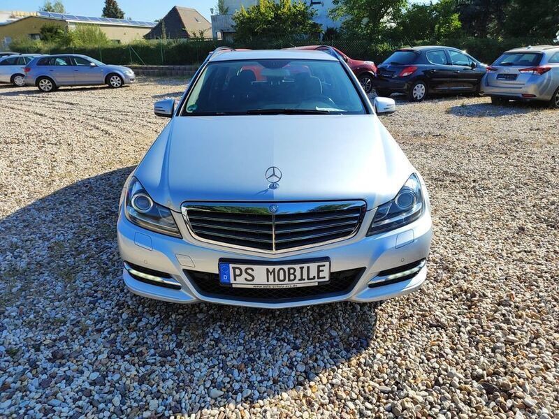 Gebraucht Mercedes C220 Edition 170 PS (125 kW) 2014 Silber Kombi