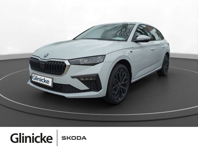 Weiß Neu 2025 Skoda Scala Tour Kleinwagen | 27.490 € (Fairer Preis) - Bild 1/4