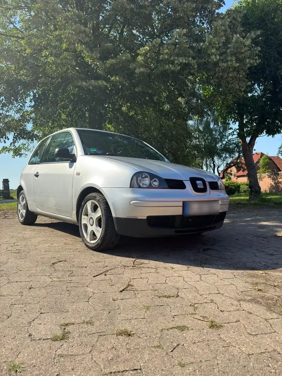 Gebraucht Seat Arosa 50 PS (36 kW) 2004 Silber Kleinwagen