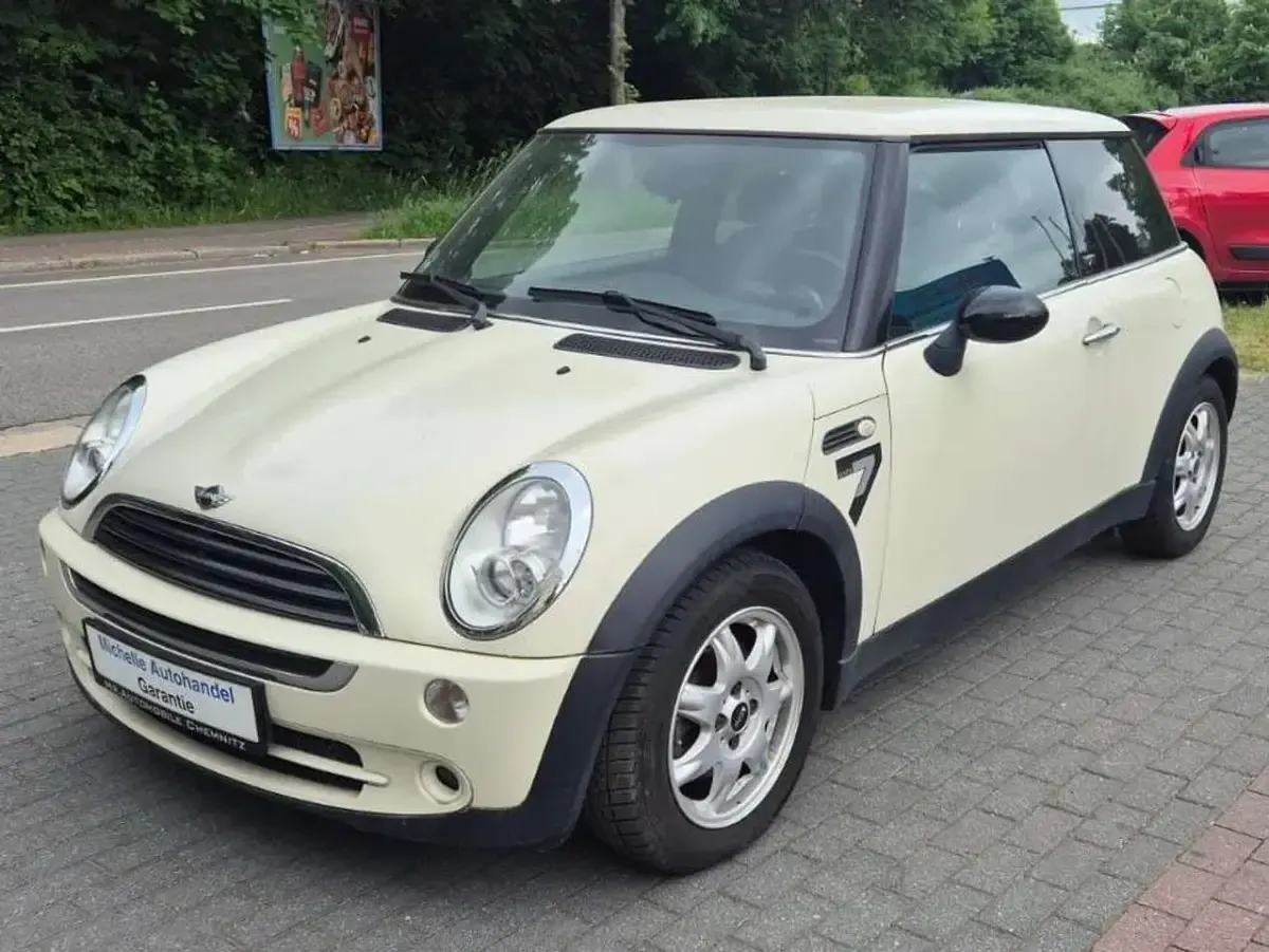 Gebraucht Mini ONE 90 PS (66 kW) 2006 Pepper white Kleinwagen