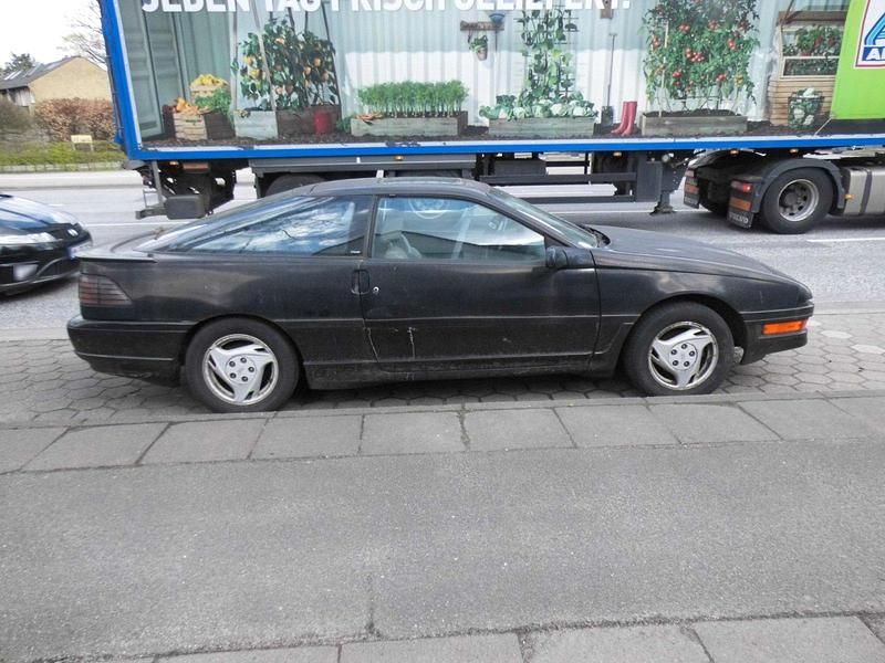 Second-hand Ford Probe 147 CP (108 kW) 1992 Negru Coupe
