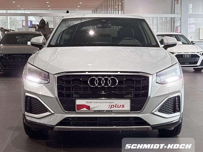 Gebraucht Audi Q2 Advanced Plus 150 PS (110 kW) 2024 Tausilber metallic SUV