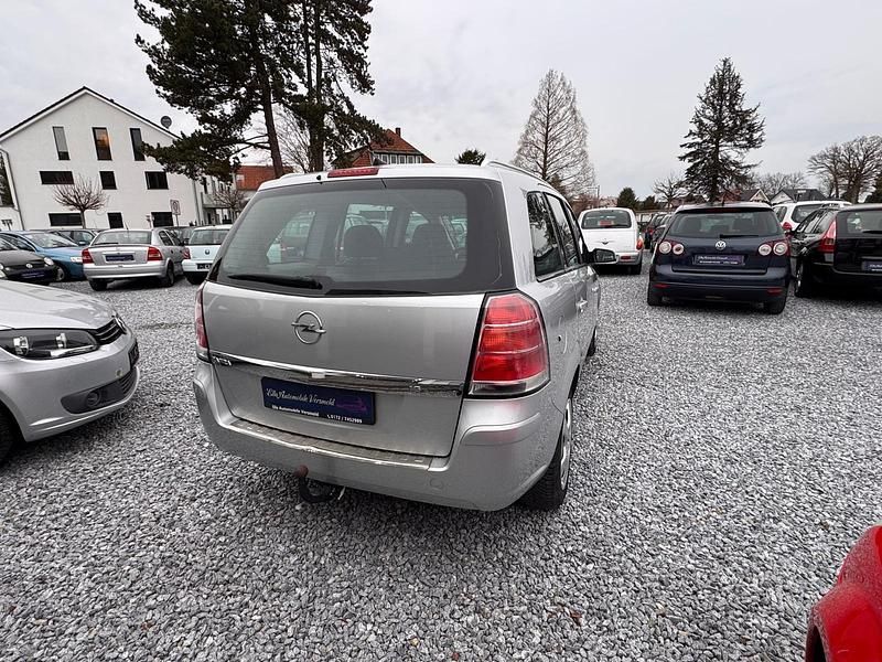 Gebraucht Opel Zafira 95 PS (69 kW) 2007 Silber Van / Kleinbus