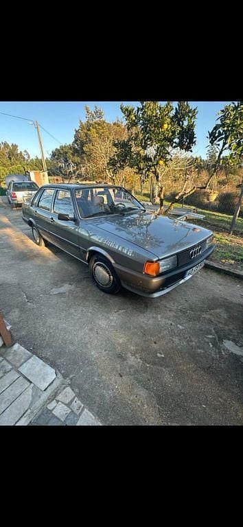 Gebraucht Audi 80 90 PS (66 kW) 1985 Grau Limousine