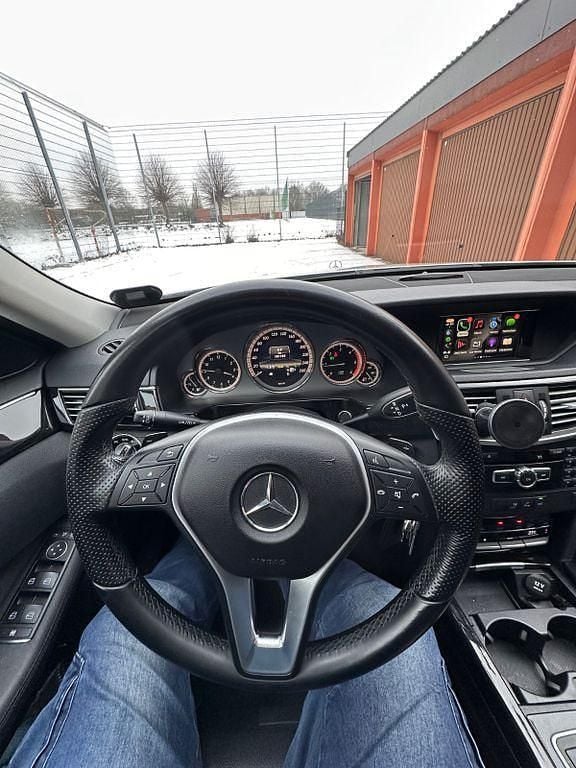 Gebraucht Mercedes E200 Avantgarde 136 PS (100 kW) 2013 Silber Kombi