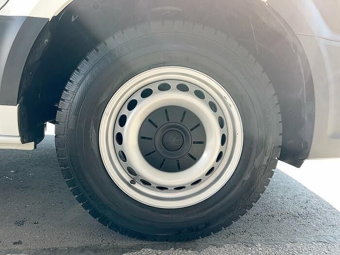 Gebraucht VW Crafter 177 PS (130 kW) 2022 Candy weiss Van