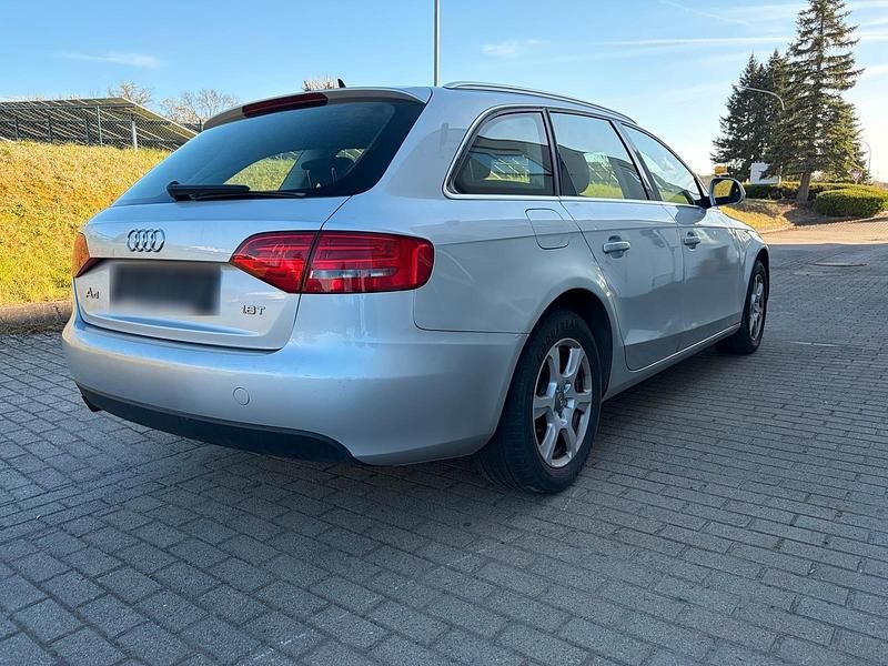 Gebraucht Audi A4 160 PS (117 kW) 2008 Silber Limousine