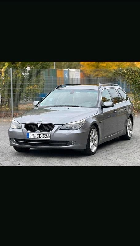 Gebraucht BMW 520 177 PS (130 kW) 2008 Grau Kombi