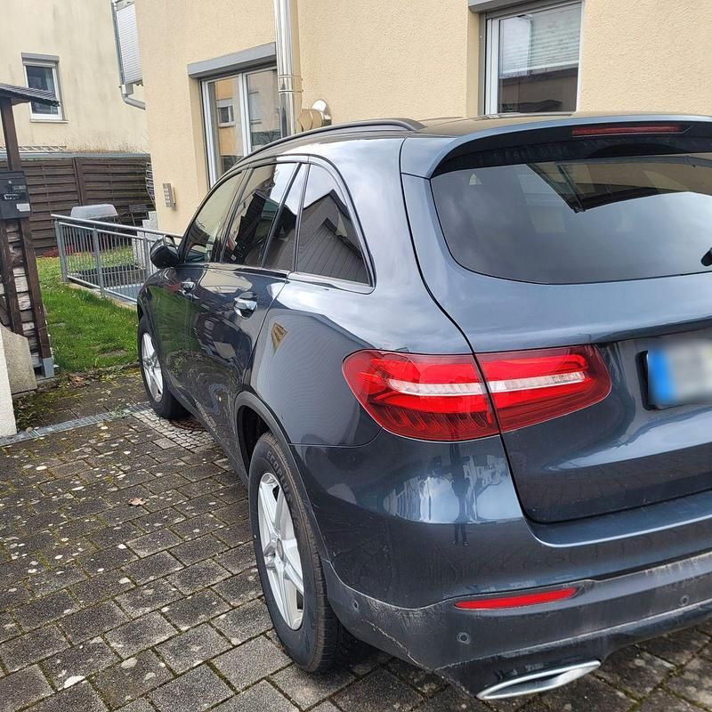 Gebraucht Mercedes GLC250 AMG 204 PS (150 kW) 2016 Grau SUV