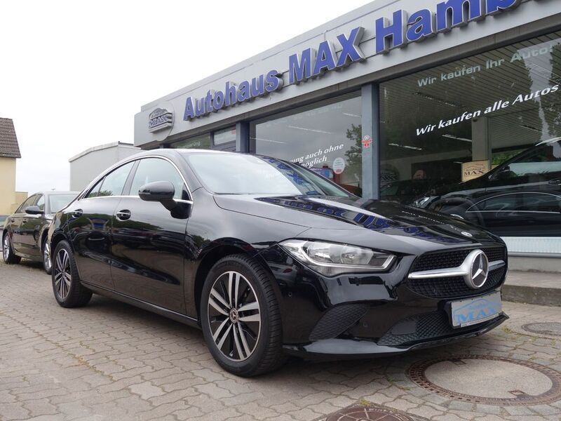 Schwarz Gebraucht 2021 Mercedes CLA200 Business Coupé | 22.999 € - Bild 1/4